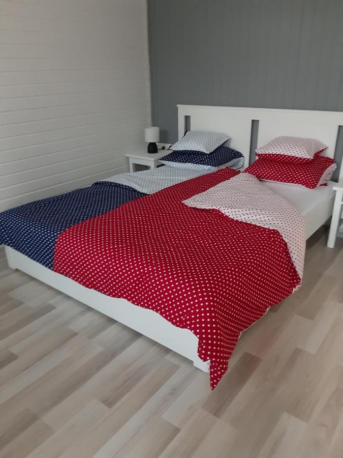 Jade Vendeghaz Apartment Pápa Екстериор снимка