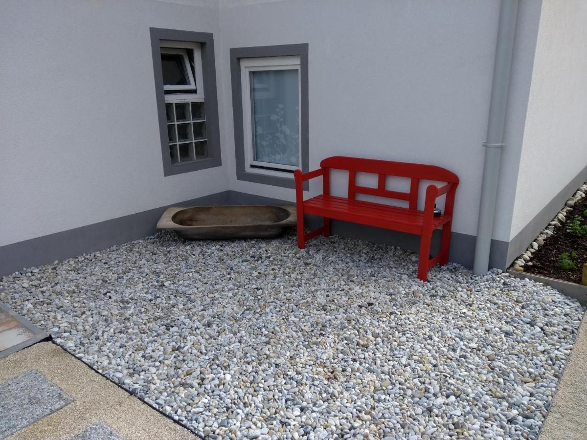 Jade Vendeghaz Apartment Pápa Екстериор снимка